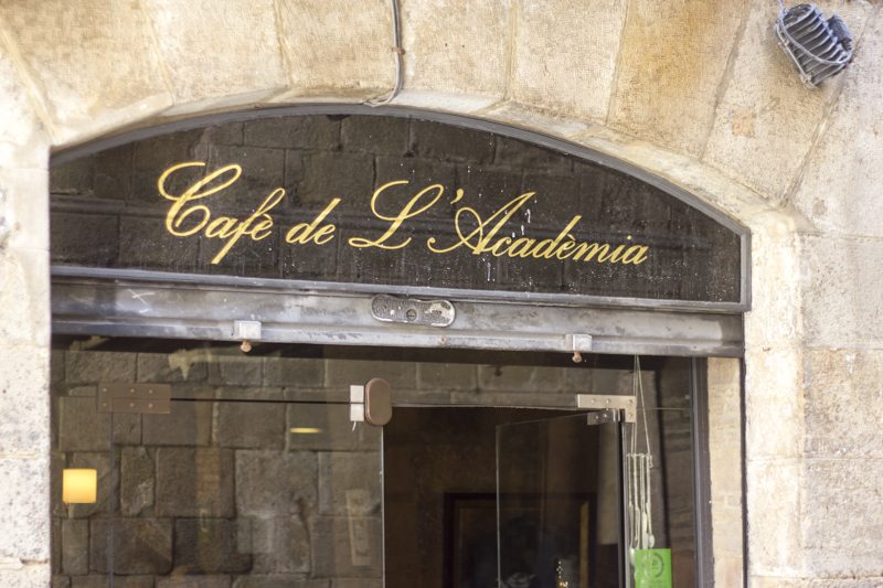Bite-sized reviews: Café de L’Academia